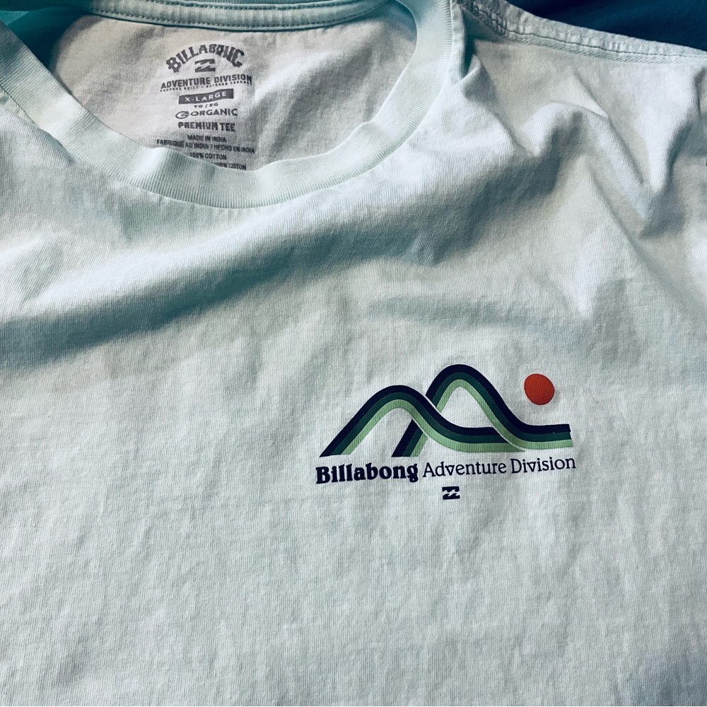 Billabong Green Short Sleeve Tee - Picture 3 of 3